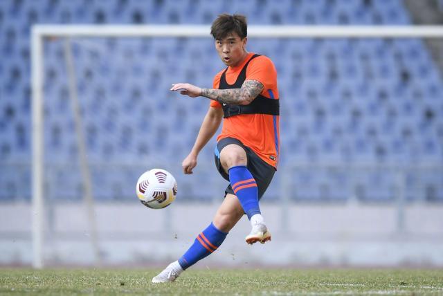 山东泰山官宣石柯正式加盟 1年合约+4年续约条款